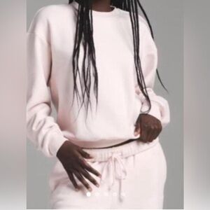 NWT SKIMS Barely Pink Cotton Fleece Sweatshirt (Med)